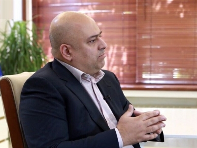 تا دو هفته ی آینده برنامه های بازار باید ارائه شود 