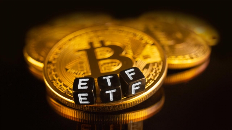 صندوق قابل معامله یا ETF بیت‌ کوین چیست؟